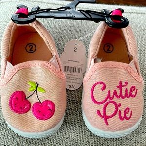 Pink sparkly baby shoes size 2 NWT